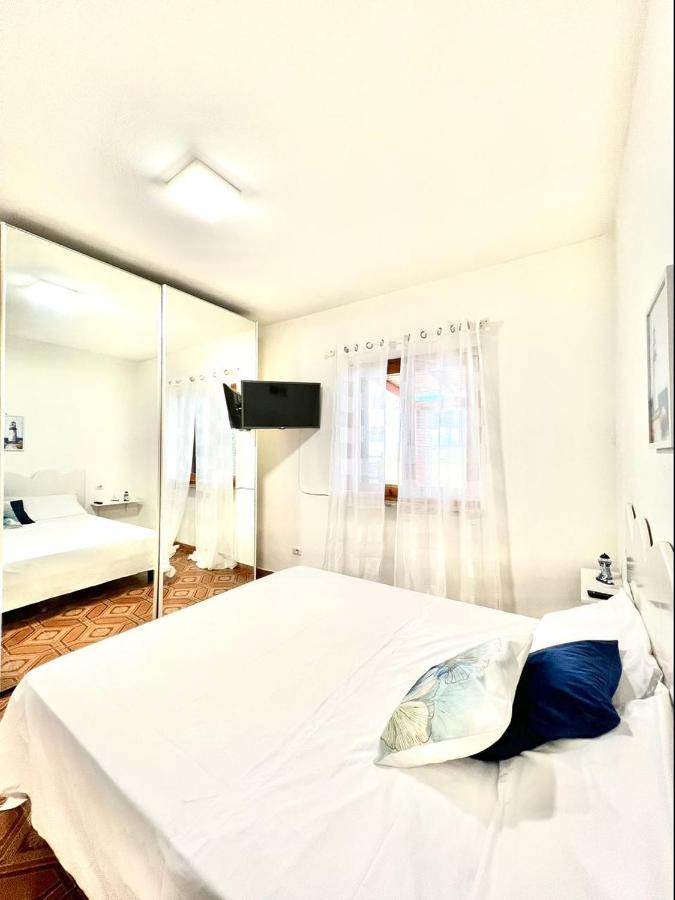 Meridiana Apartment Lacco Ameno  Bagian luar foto